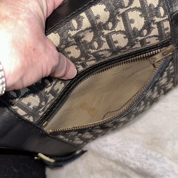 CHRISTIAN DIOR Black Vintage Trotter lunchbox bag Very unique & rare with key - Picture 10 of 13